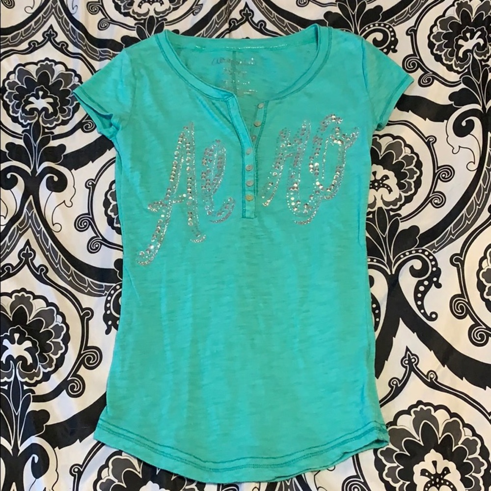 Aeropostale half button down tee size XS